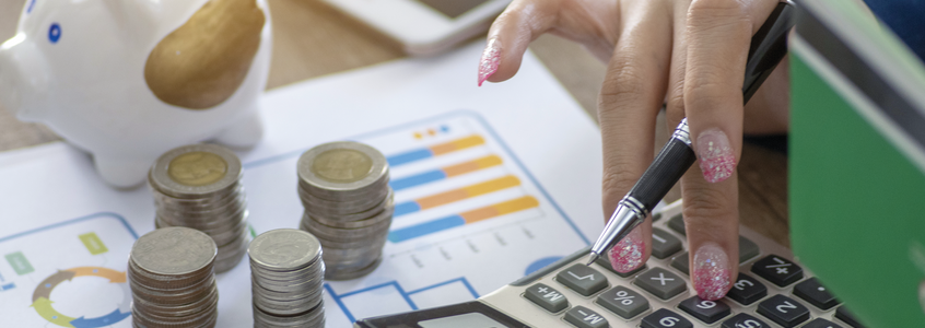 feature_calcmoney Industry Credentials: a Valuable Student Pathway to Success